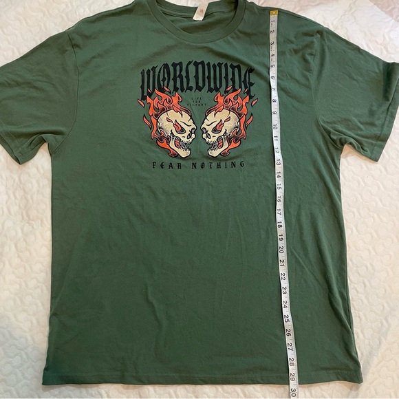 Worldwide Fear Nothing Green T-Shirt Men’s XL Streetwear Tee Skulls Gothic Fire - Picture 5 of 6